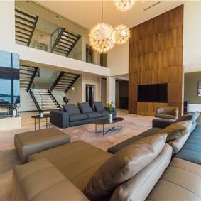 Luxury 7 Bedroom Dubrovnik Beachfront Villa with Infinity Pool, Sleeps 14